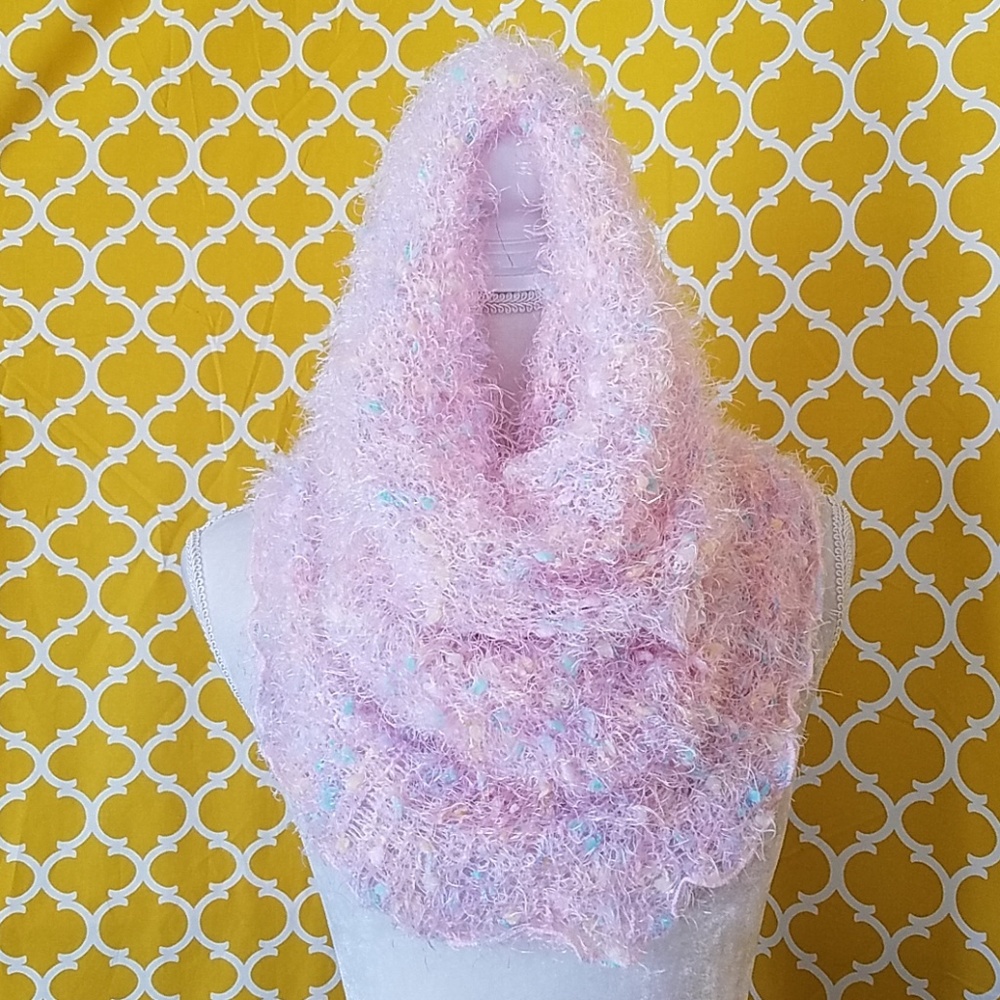 NWT-AWESOME MAGICAL MULTI-USE PINK/BLUE SCARF - Picture 4 of 8
